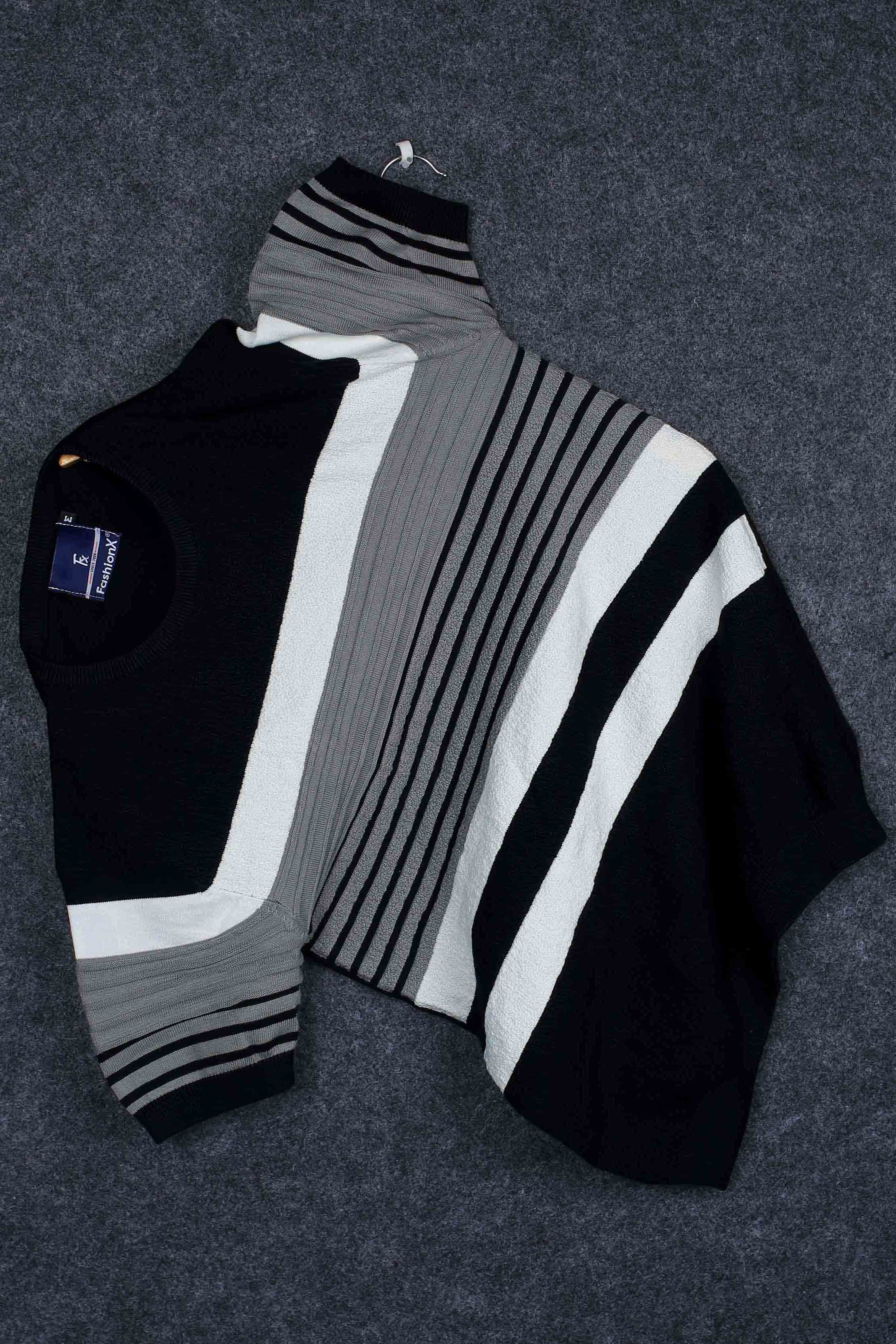 Superior Black Stripe knitted t-shirt for men Main image