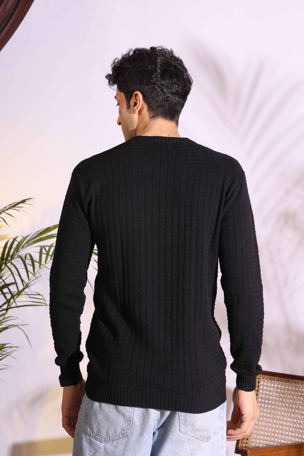 V-neck Black Pure Cotton Textured Men's Knitted T-Shirt