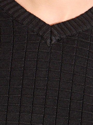 V-neck Black Pure Cotton Textured Men's Knitted T-Shirt